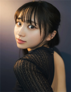 然后，她找到了我