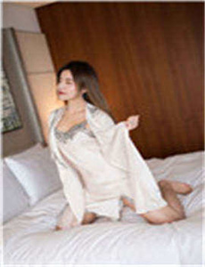 美丽少妇
