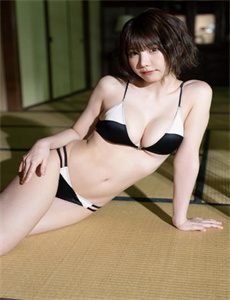 未亡人と女教師