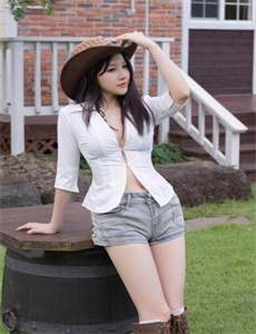 年轻妻子的往事